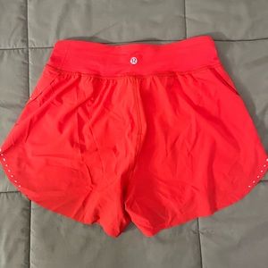 Find your pace 3” short